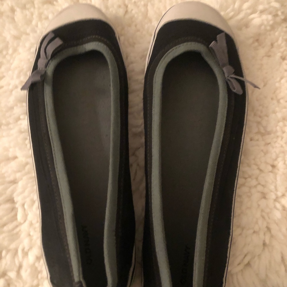 Old Navy ballet flat sneakers